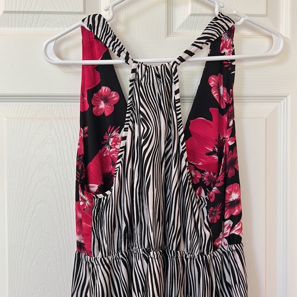 Dots sleeveless sundress. Size 1X - Picture 5 of 5